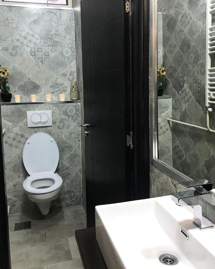 Golden Inn Hotel Majdanpek Buitenkant foto